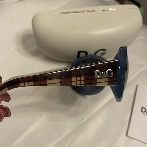 Dolce & Gabbana Sunglasses - Picture 6 of 10